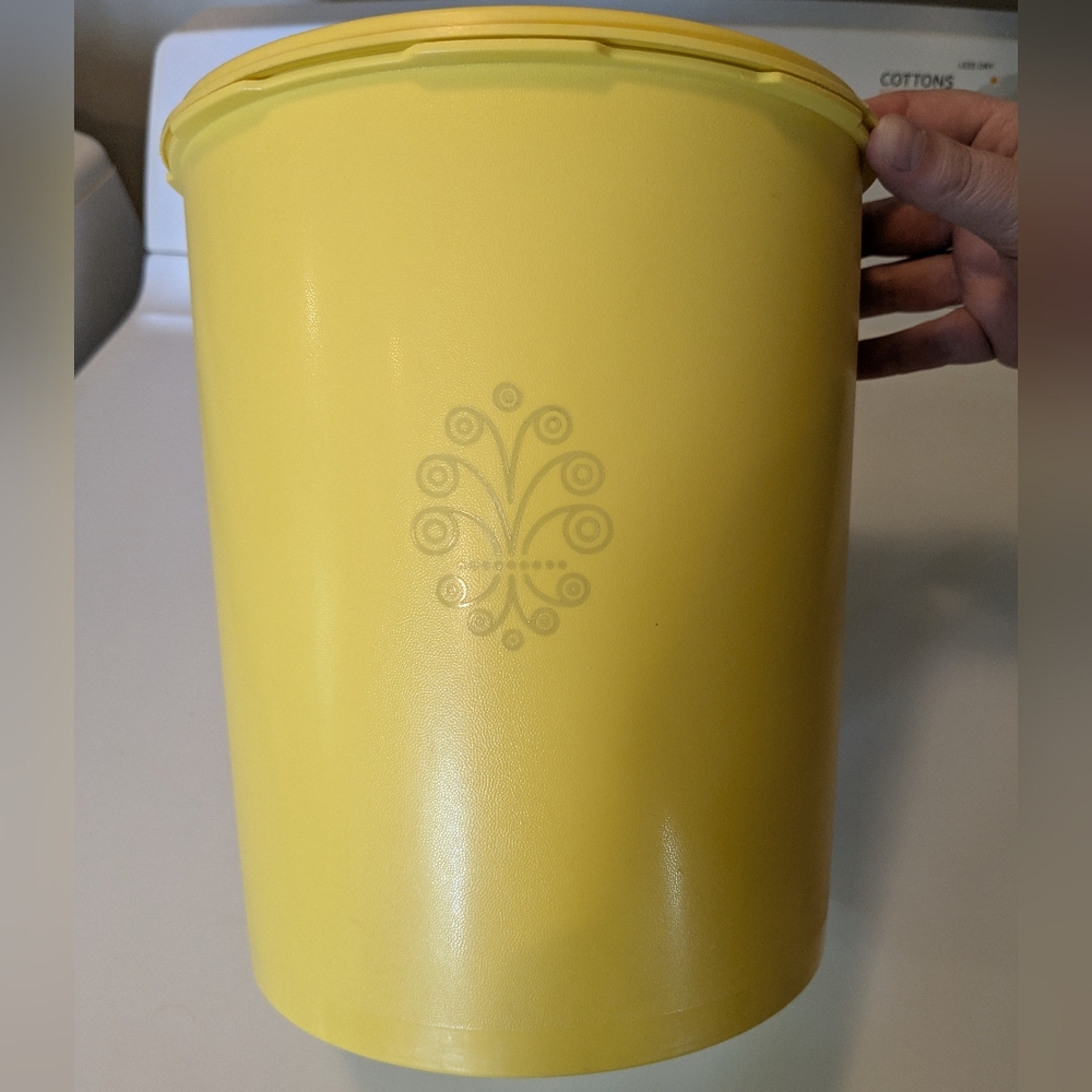 Vintage Tupperware Canister Large